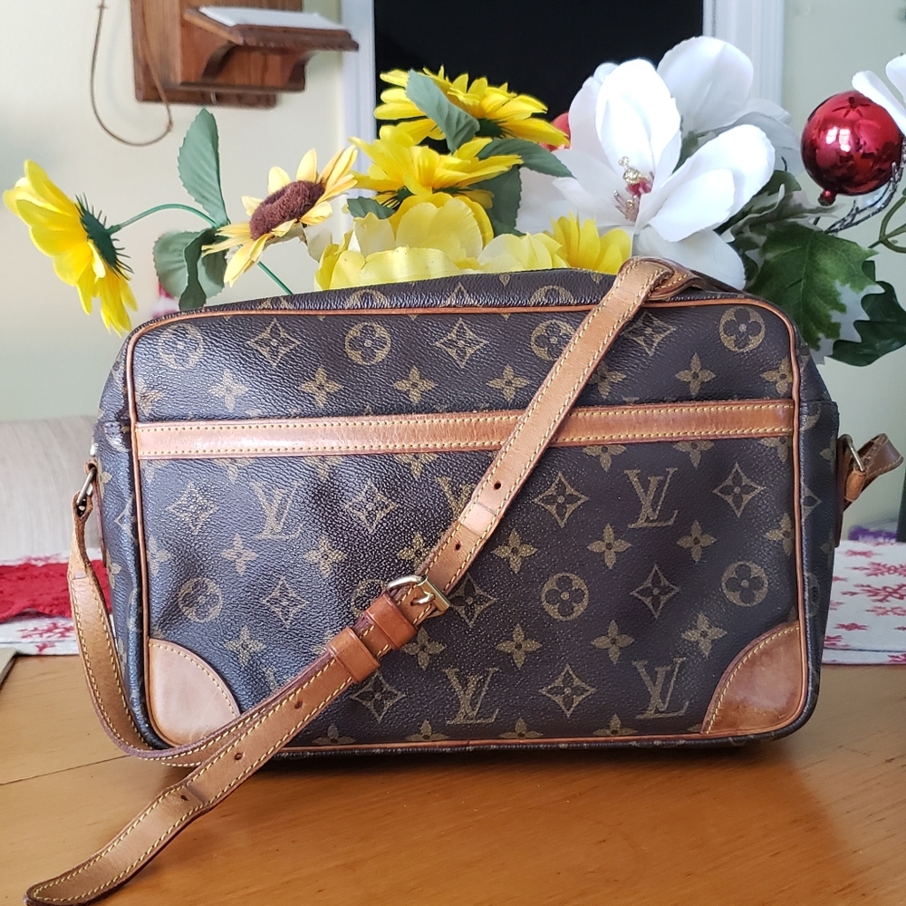 Louis Vuitton Monogram Trocadero
